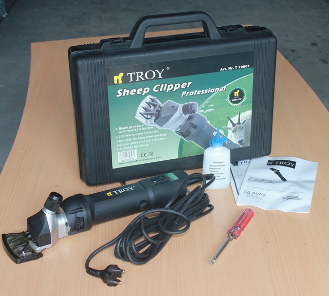 TROY 19901.jpg (105 KB)